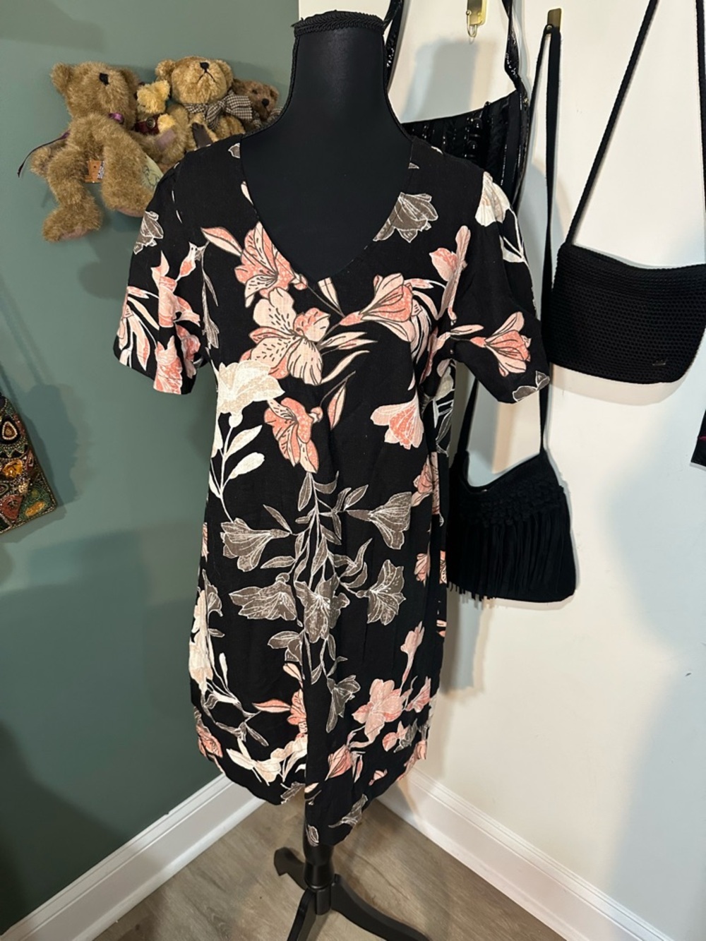 Nicole Miller Linen Blend Floral Dress Black Pink Casual Shift Dress M